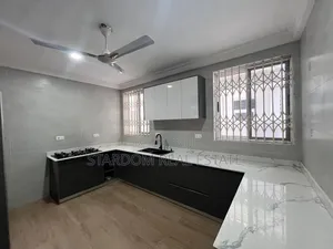 4bdrm Duplex in Adjiringanor, East Legon for rent