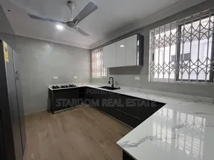 4bdrm Duplex in Adjiringanor, East Legon for rent