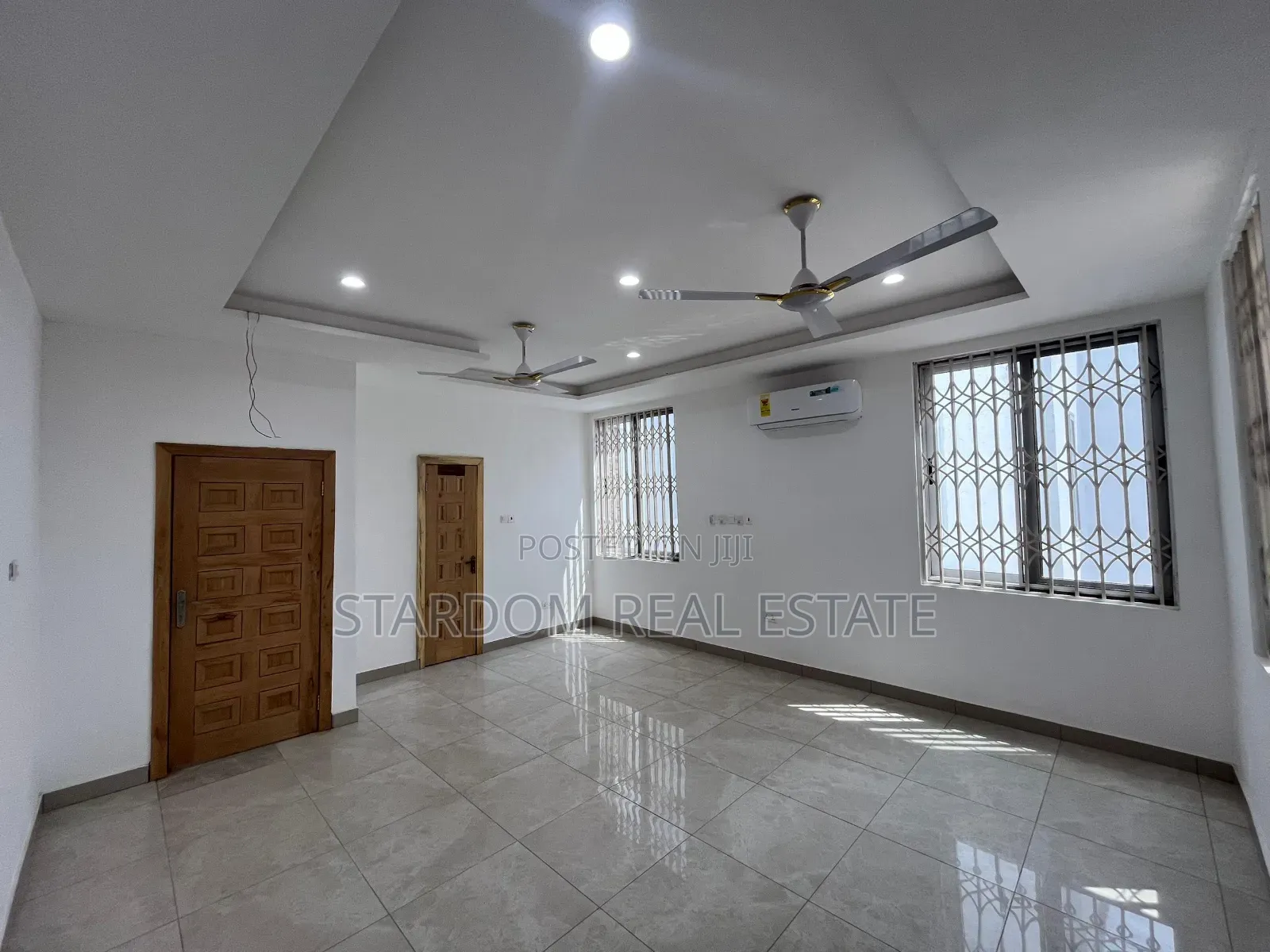 4bdrm Duplex in Adjiringanor, East Legon for rent