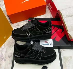 Nike Air Force Venom