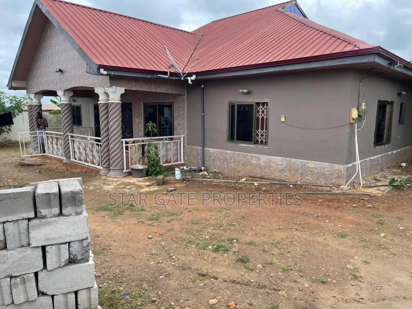 4bdrm House in Ejisu Donaso for sale