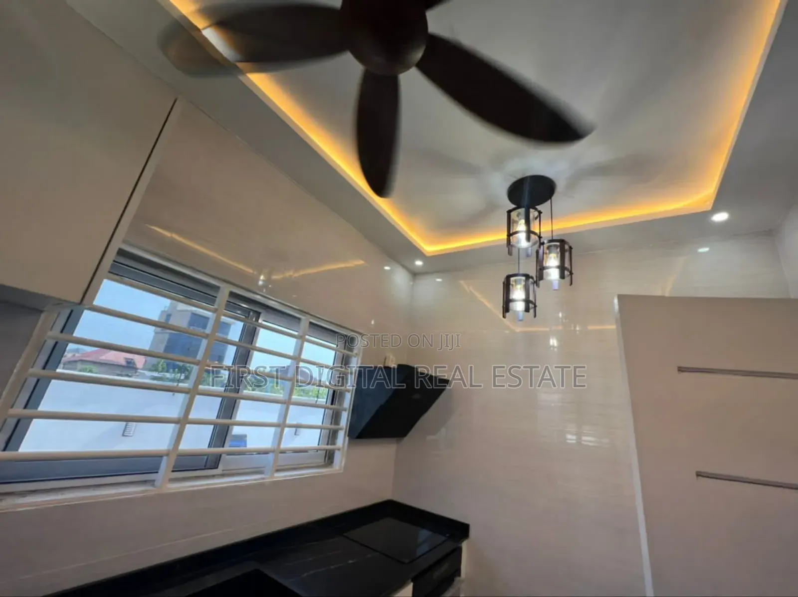 4bdrm Mansion in First Digital Real, Kasoa for sale