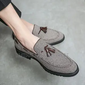 Stylish Men's Suede Loafers – Comfortable and Durable