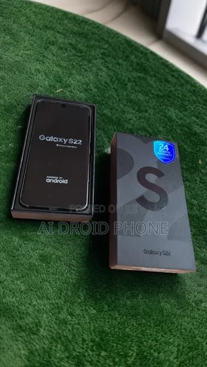New Samsung Galaxy S22 5G 128 GB Blue