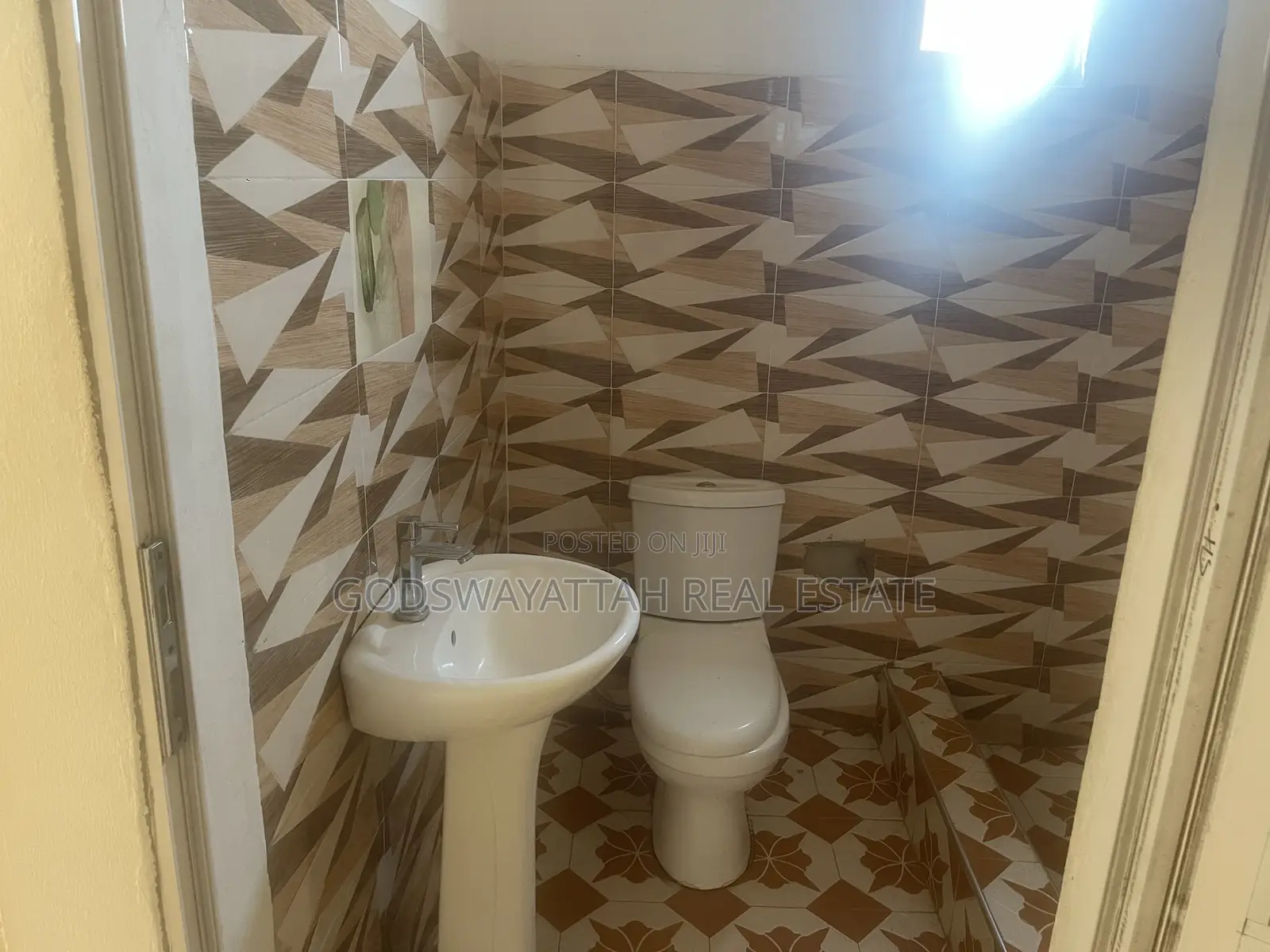 2bdrm Apartment in East Legon, Adjiriganor for rent