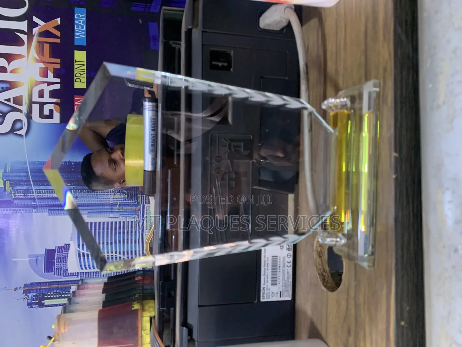 Crystal Glass Base Award Plaque