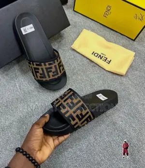 Fendi Men’S Slides
