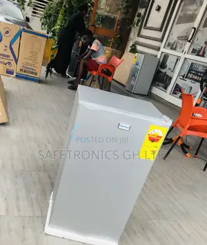 Authentic Fast Tabletop 80l Nasco Top Freezer Singledoor