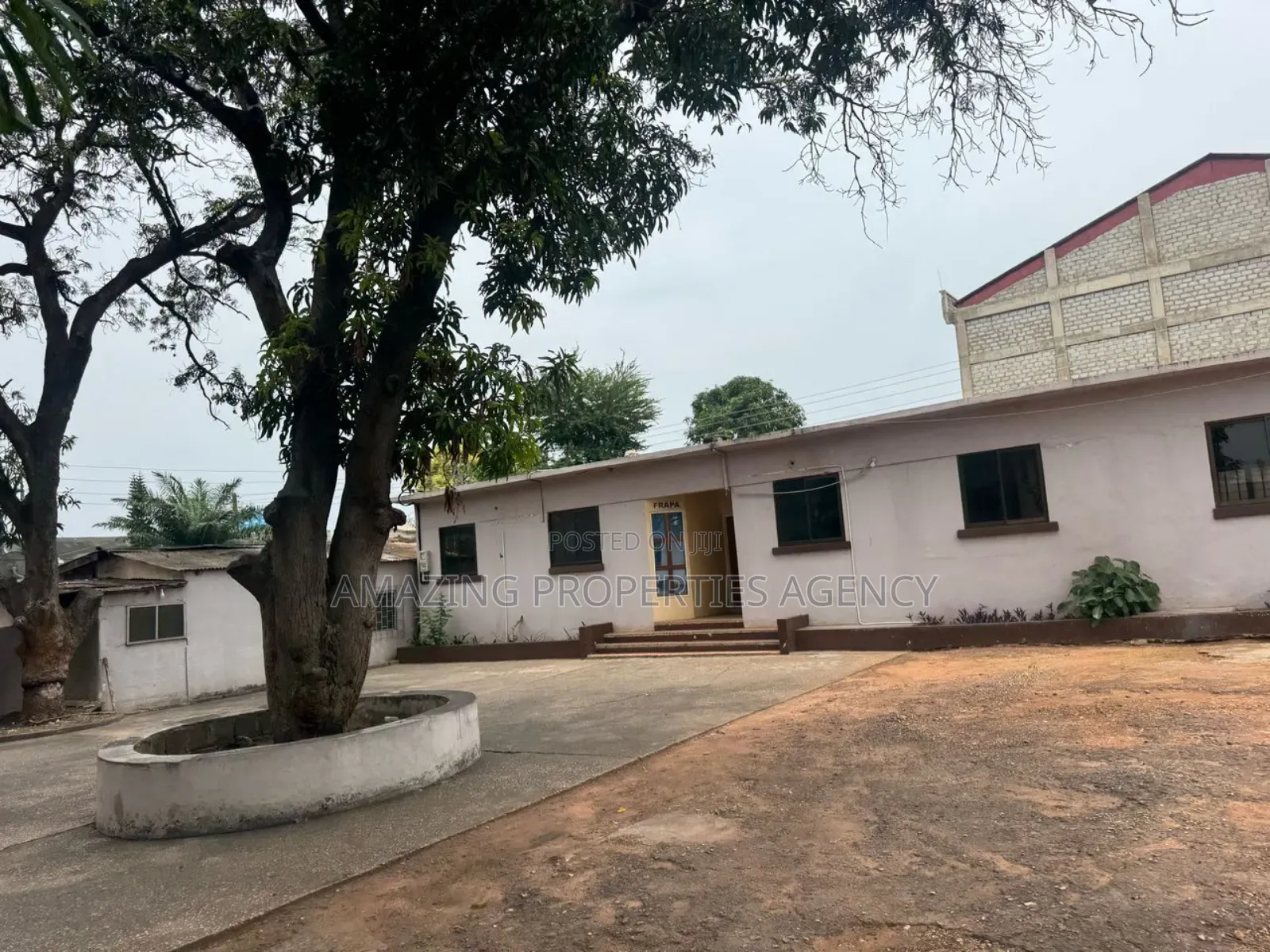 10bdrm House in Tesano for sale