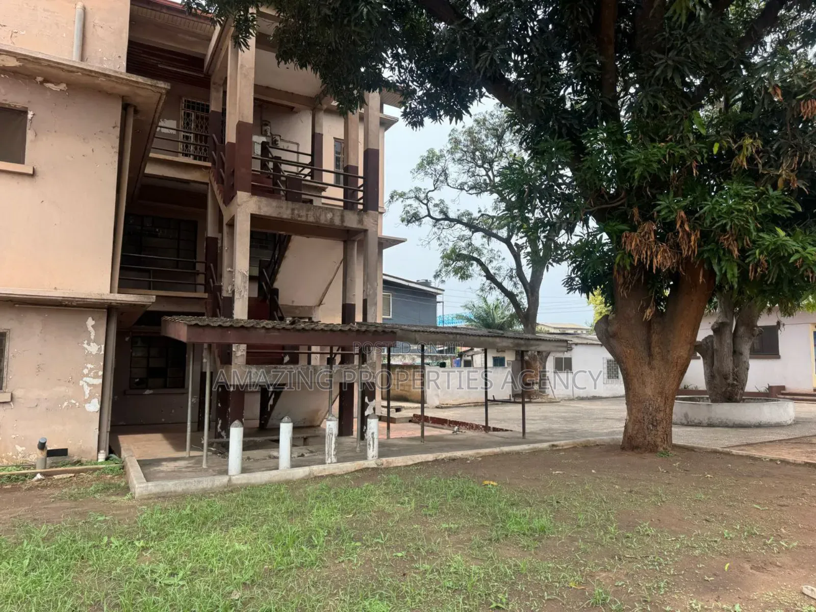 10bdrm House in Tesano for sale