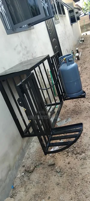Double Gas Cylinder Cage
