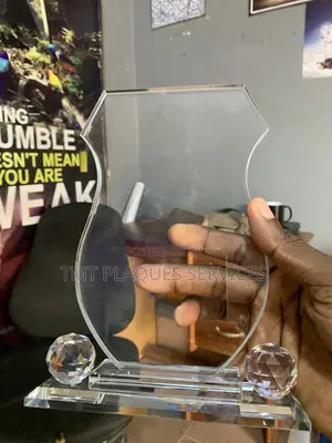 Rounded Shape Crystal Award Plaque