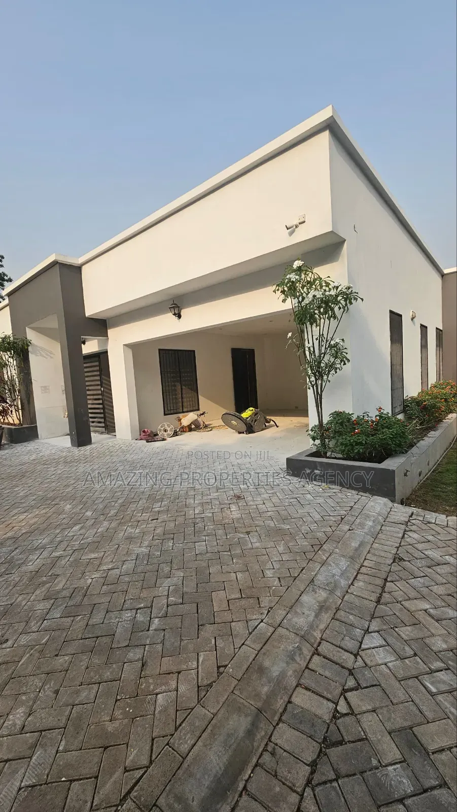 6bdrm House in Cantonments for rent