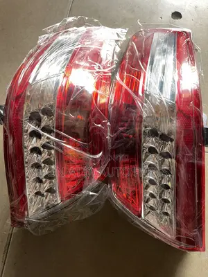 Toyota Camry 2010-2011 Tail Light