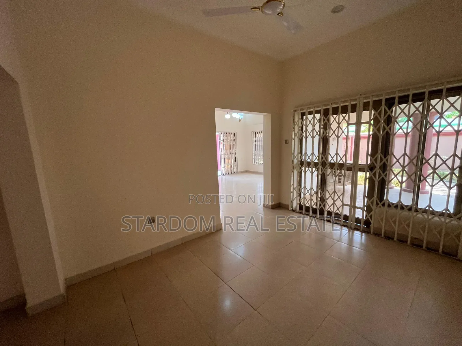 3bdrm House in Trassacco Area, East Legon for rent