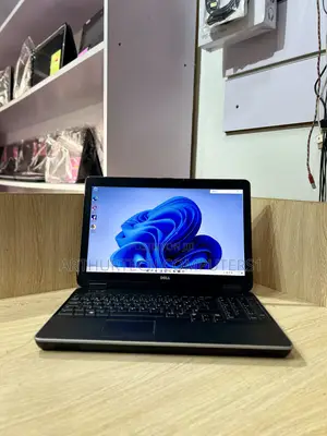 Laptop Dell Latitude E6540 8GB Intel Core I5 SSD 128GB