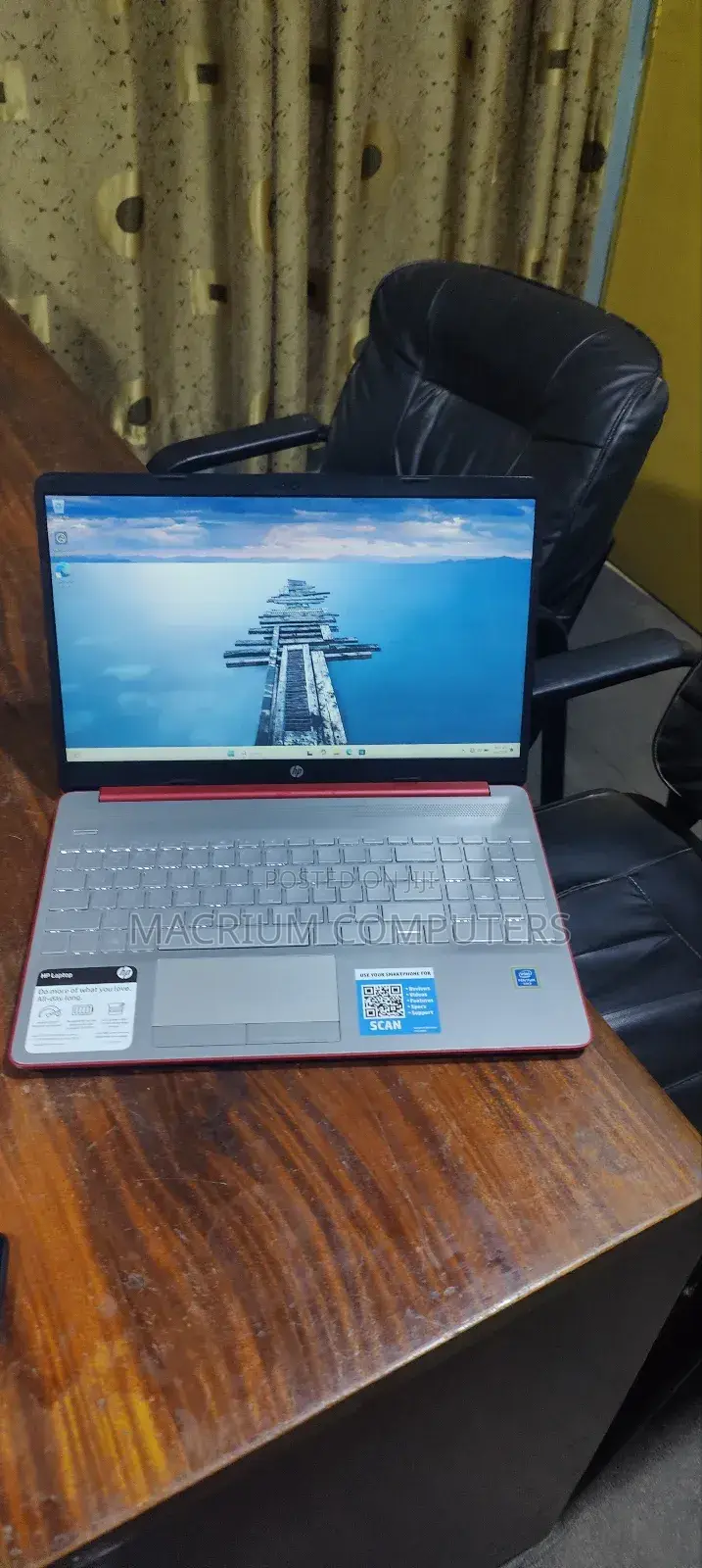 Laptop HP 15 8GB Intel Pentium HDD+SSD 256GB