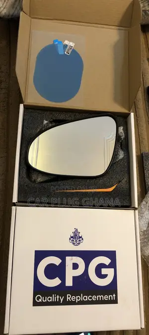 Toyota Camry, Corolla, Yaris Side Mirror Glass With Antifog