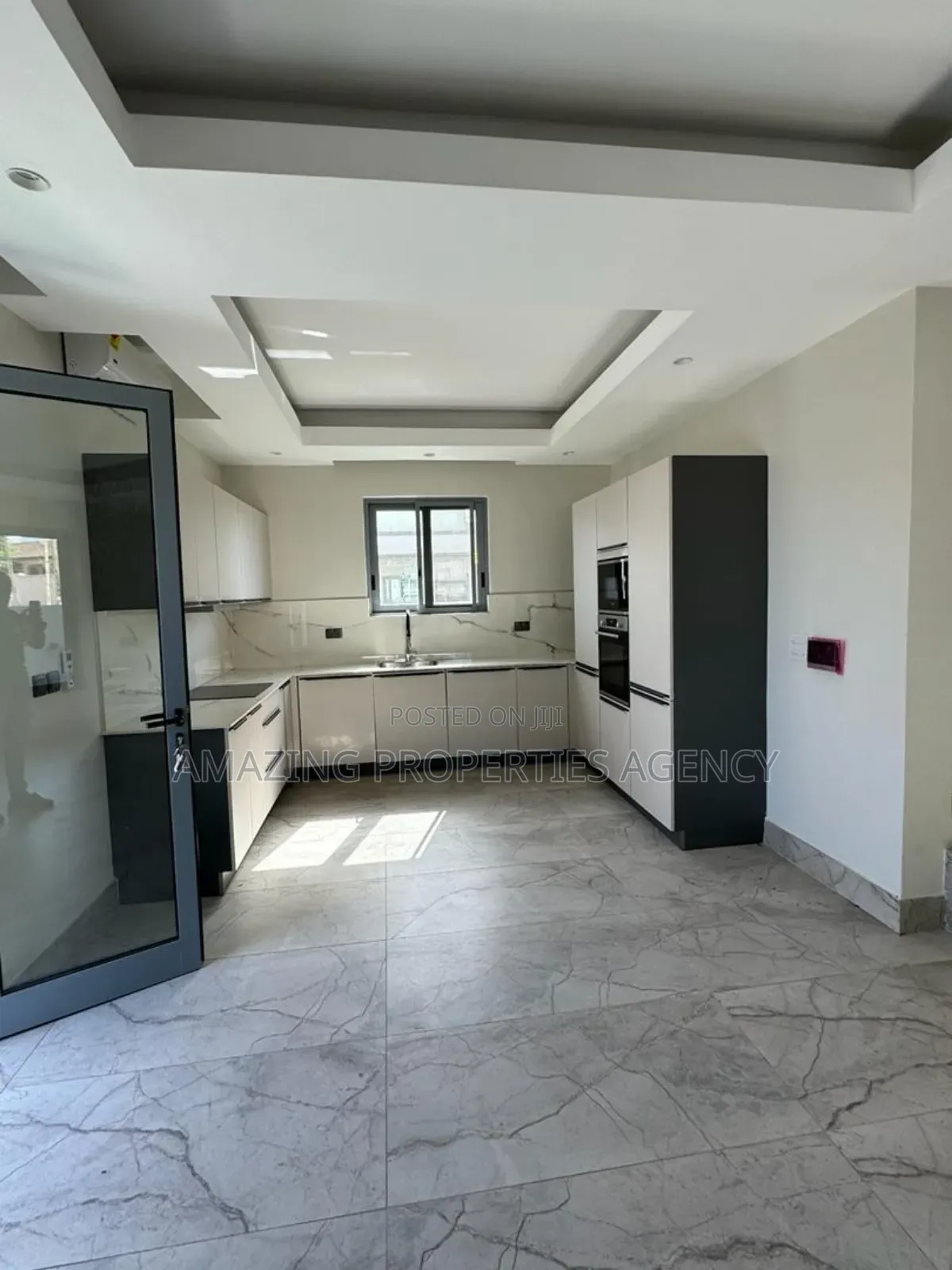4bdrm House in East Legon for sale