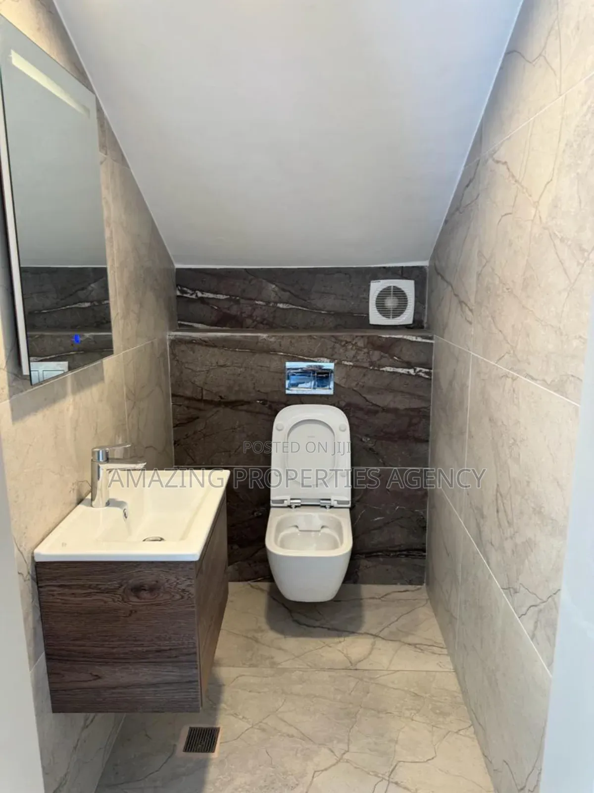 4bdrm House in East Legon for sale