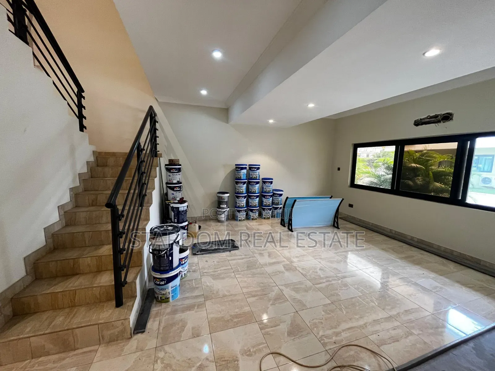 3bdrm Townhouse / Terrace in Adjiringanor, East Legon for rent