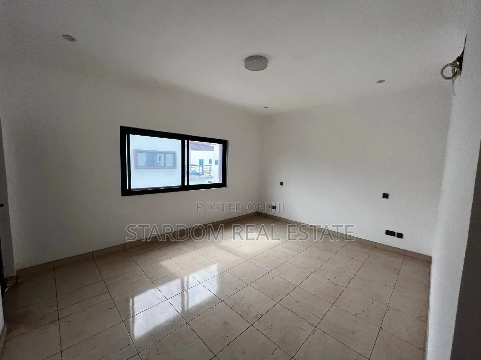 3bdrm Townhouse / Terrace in Adjiringanor, East Legon for rent