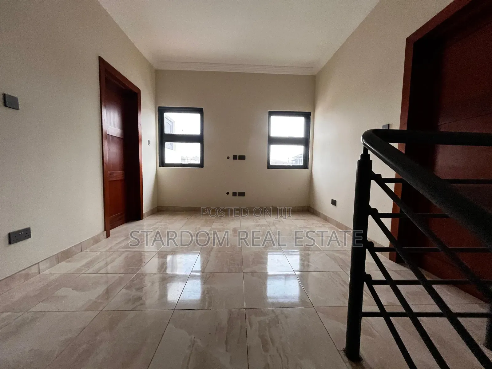 3bdrm Townhouse / Terrace in Adjiringanor, East Legon for rent