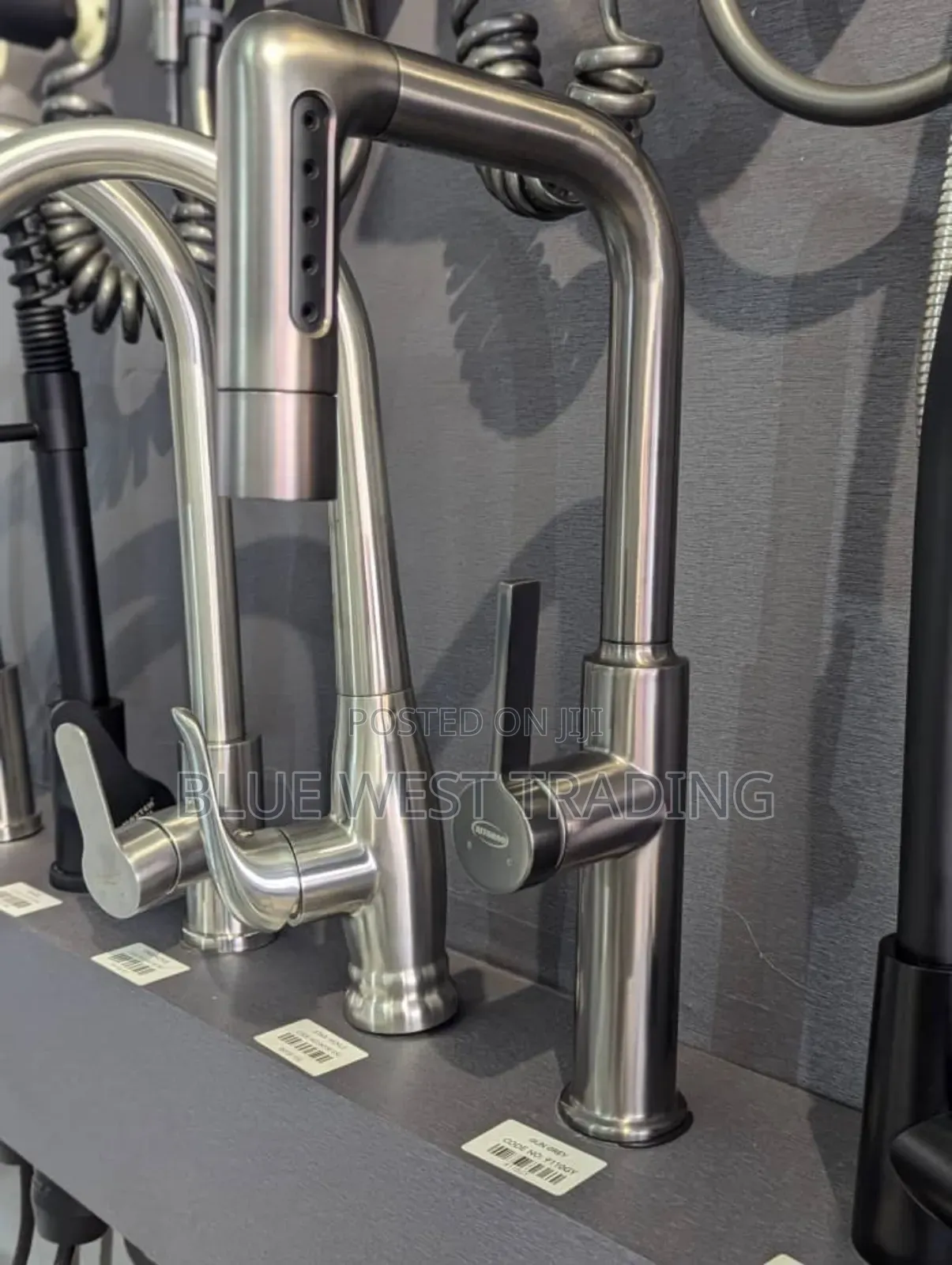 Ritorno Pull Out Sink Tap _ Pull Out Faucet