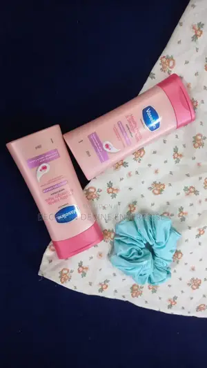 Vaseline 200ml Hand Cream