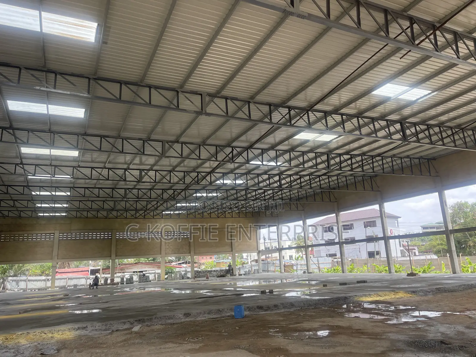 1750 SQM Warehouse at North Kaneshie Industrial Area for Rent