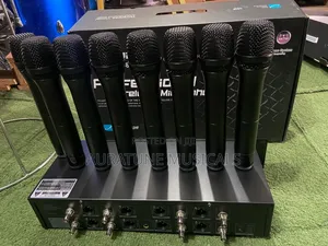 Shure Am-801 8-in-1 Wireless Microphone