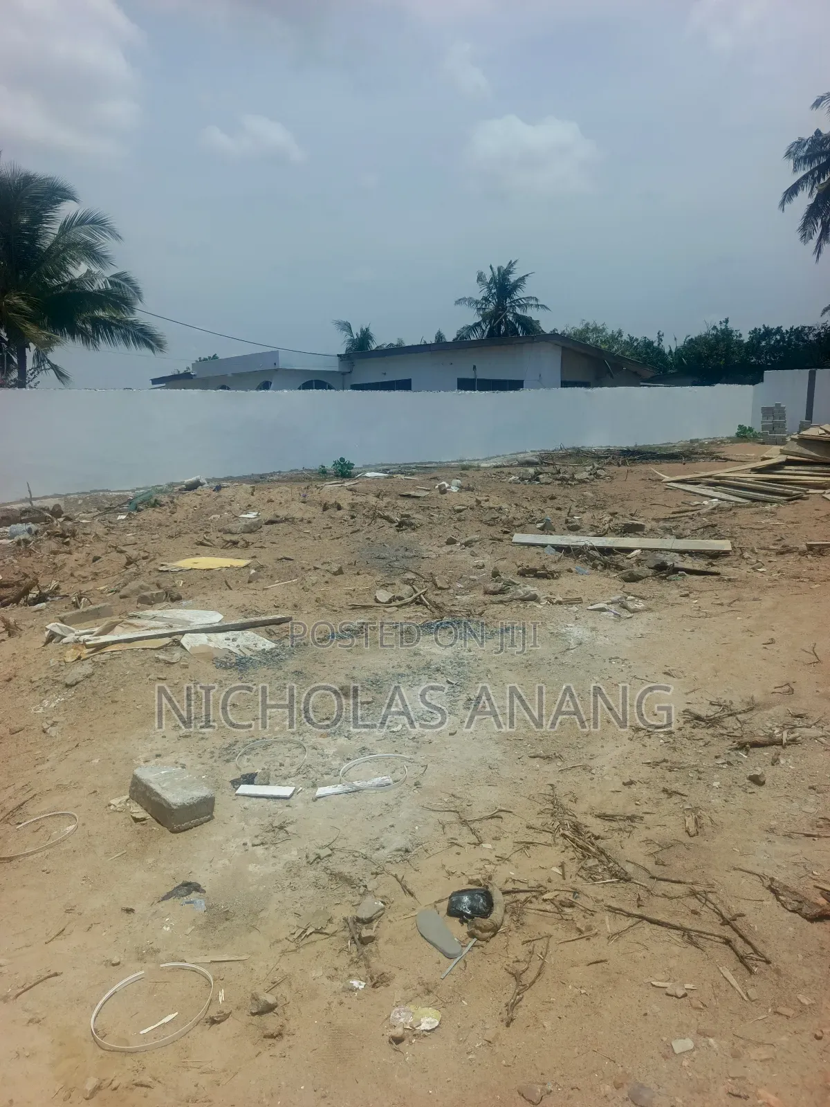 A Genuine 1 Plot of Land for Sale