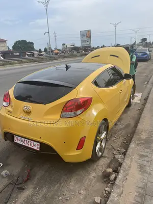 Hyundai Veloster Automatic 2012 Yellow
