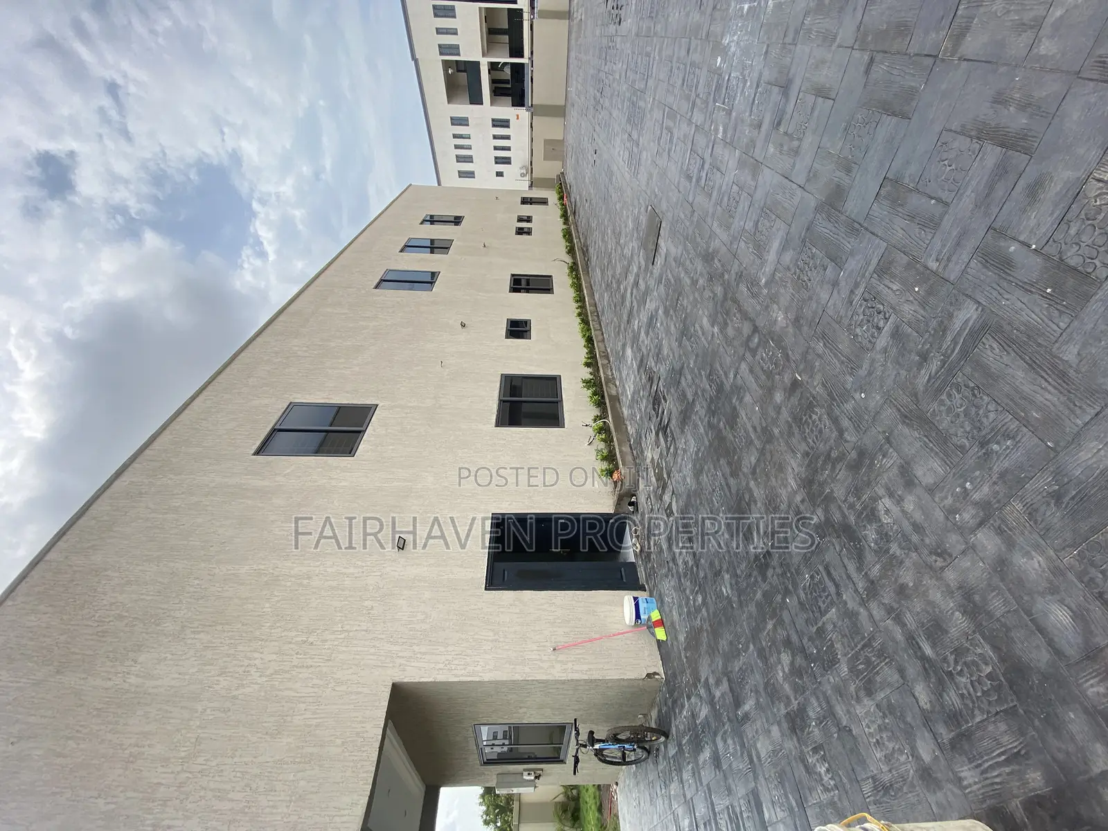 4bdrm House in Burma Hills - for rent