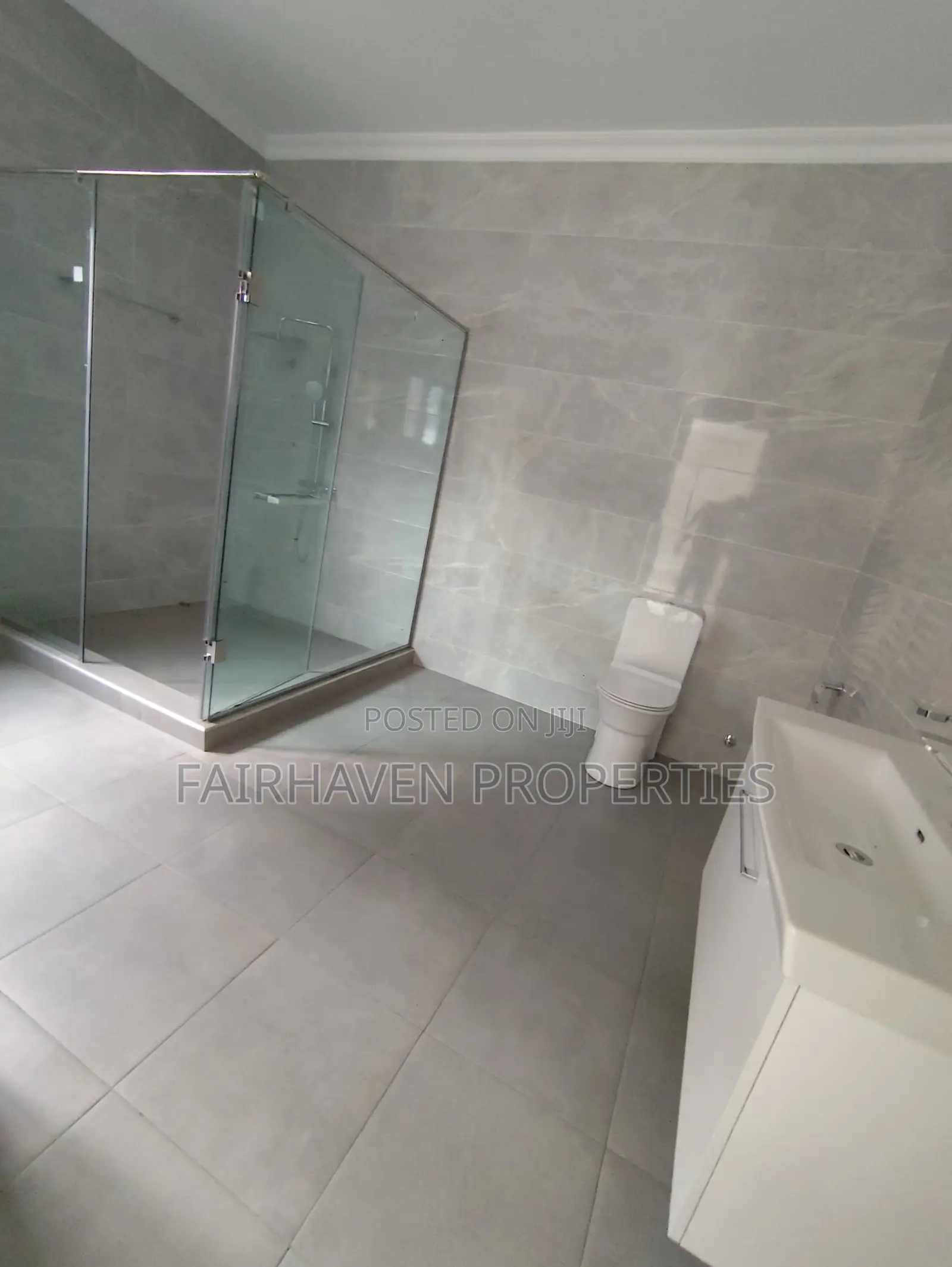 3bdrm Apartment in East Legon for rent