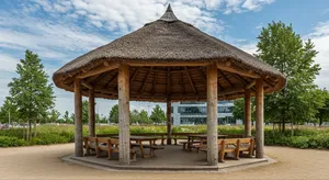 Office-Space Summer Hut