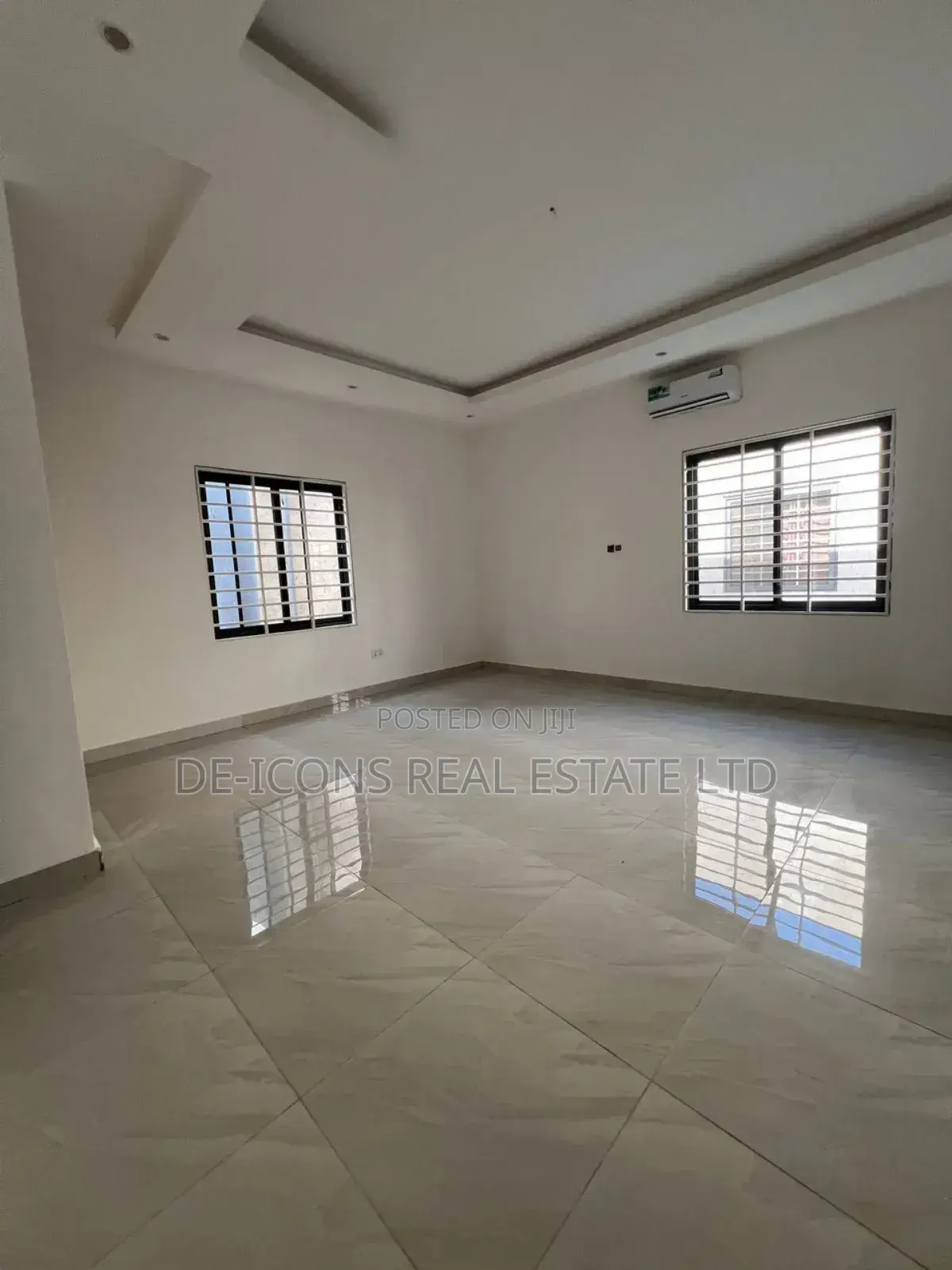 4bdrm Duplex in De-Icons Real Estate, East Legon for sale