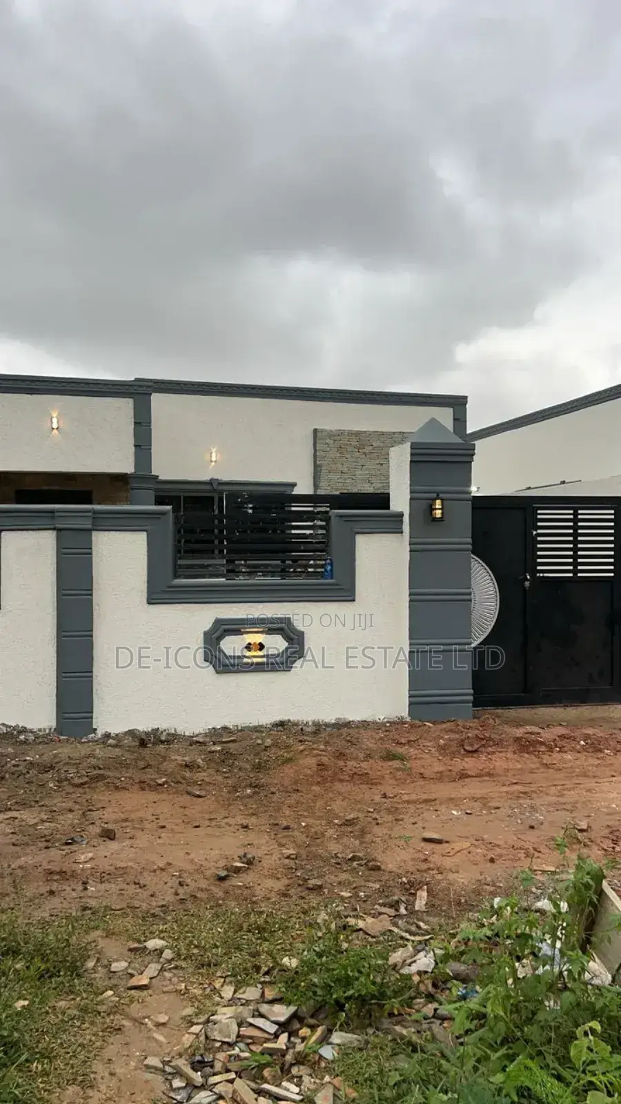 3bdrm House in De-Icons Real Estate, Oyarifa for sale