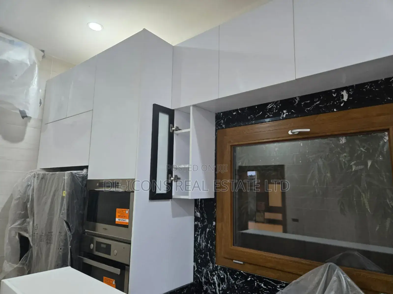 4bdrm Duplex in De-Icons Real Estate, West Legon for sale