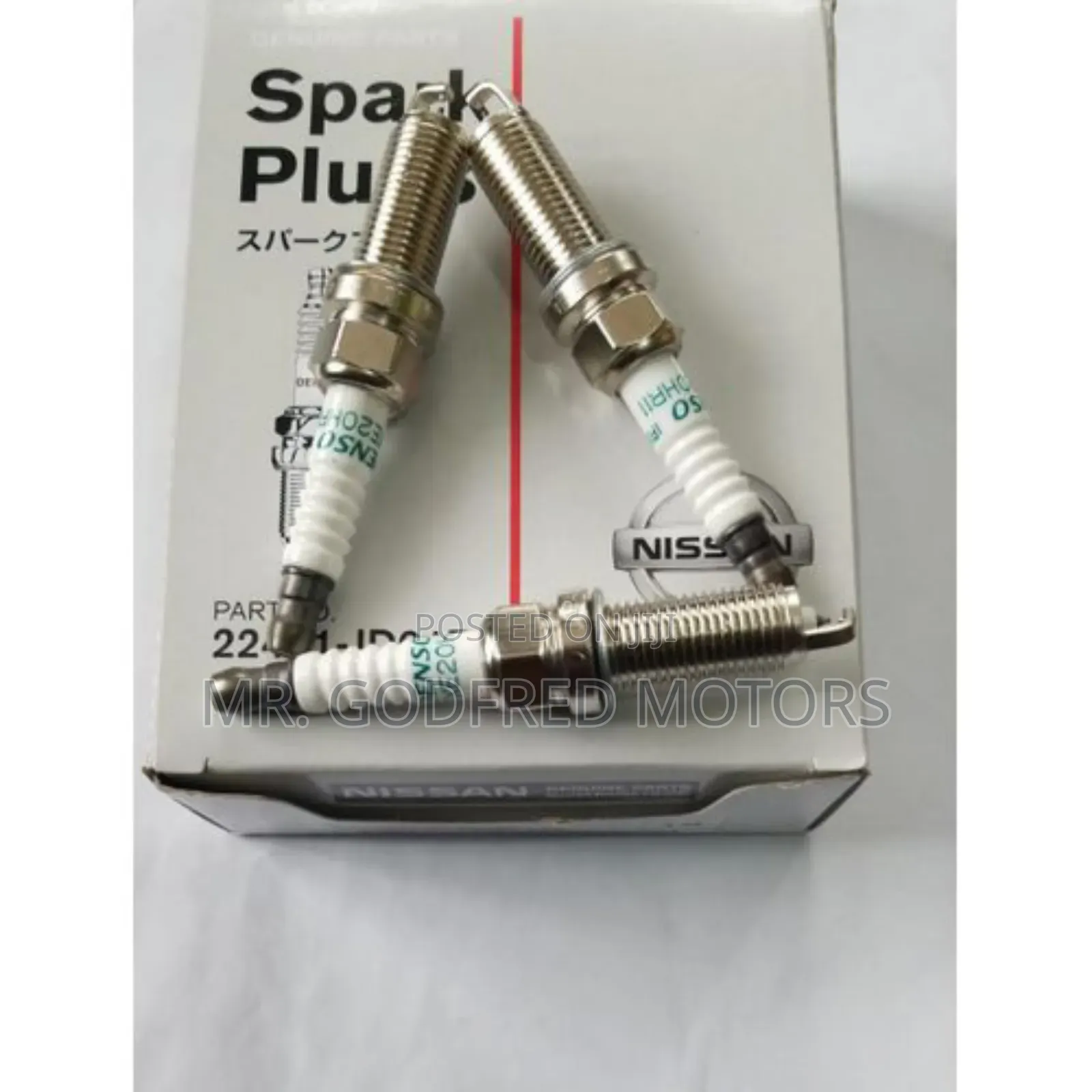 Nissan Versa 2011-13 Spark Plugs. Original.