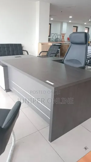 Executive Office Desk Highly Recommend