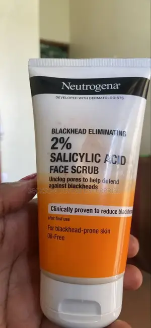 Neutrogena Blackheads Eliminating Scrub