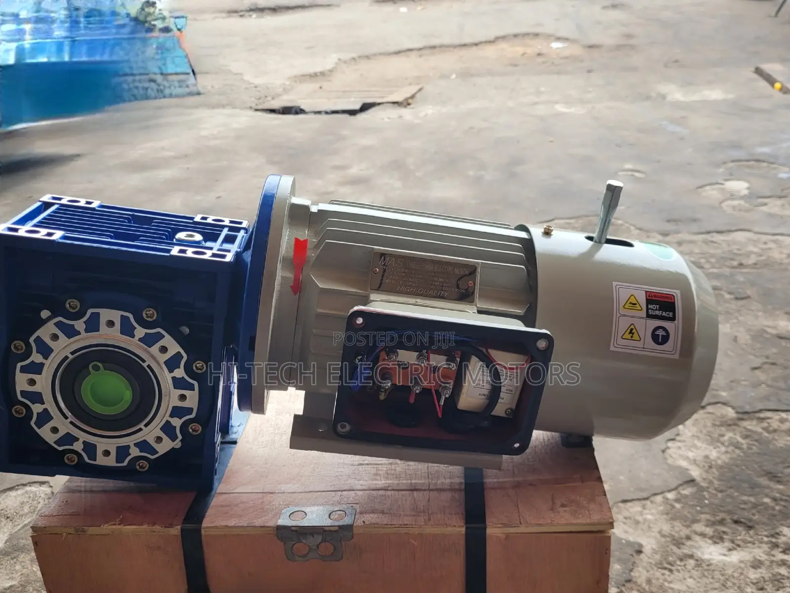 Worm Gear Motors With Brake/Clutch