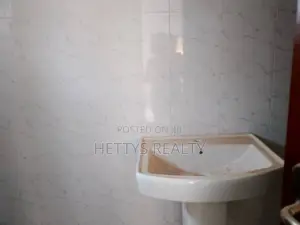 2bdrm House in Oyarifa, Pentecost for sale