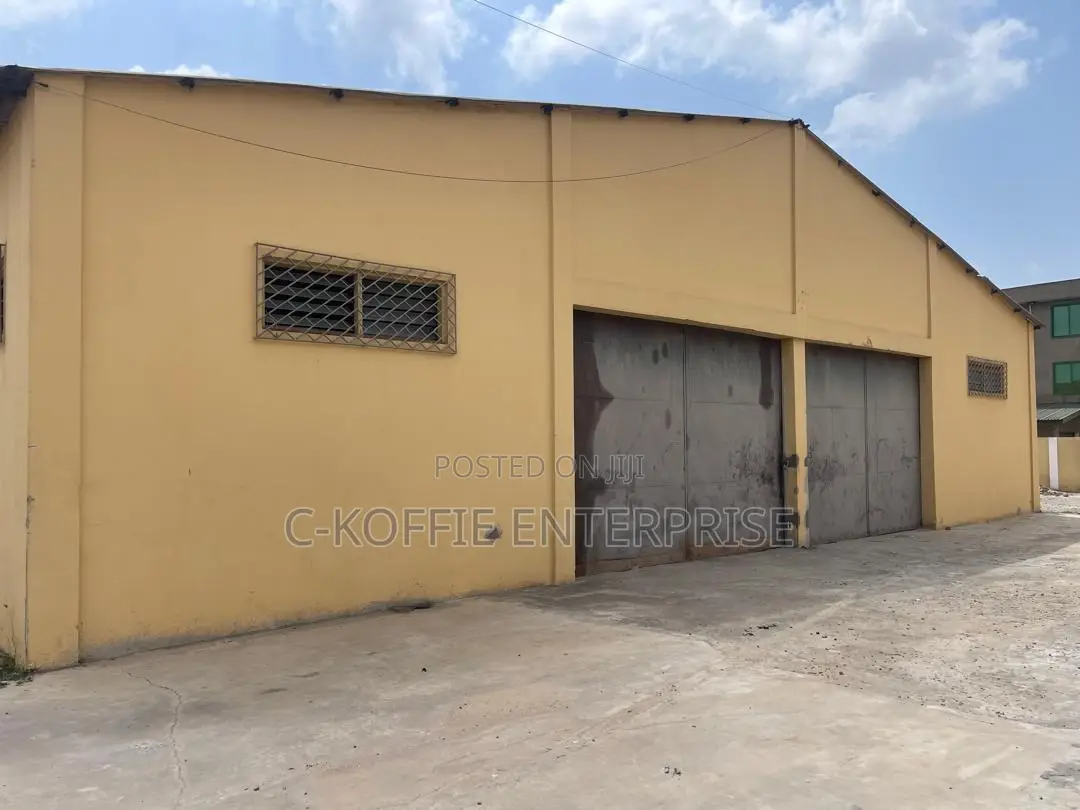 600 SQM Warehouse for Renr at Achimota