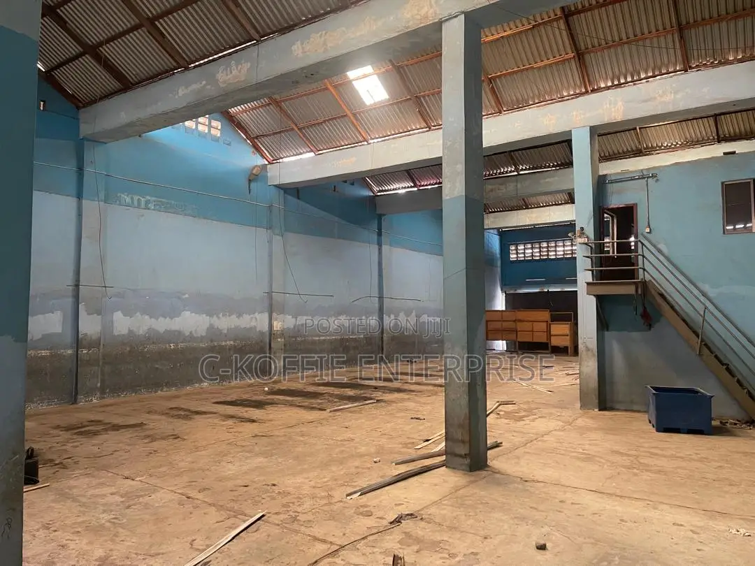 600 SQM Warehouse for Renr at Achimota