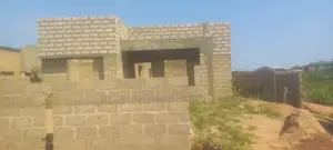3bdrm Mansion in De-Icons Real Estate, Awutu Senya East Municipal
