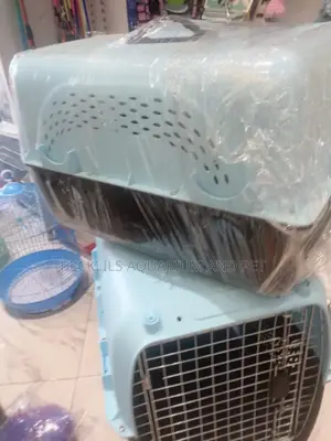 Quality Space Plastic Dog Crate
