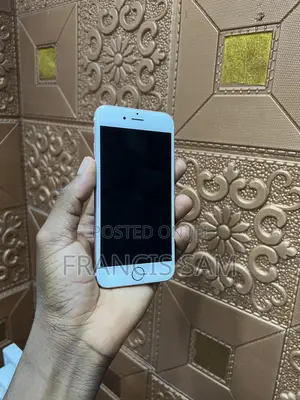 Apple iPhone 6s 64 GB Rose Gold