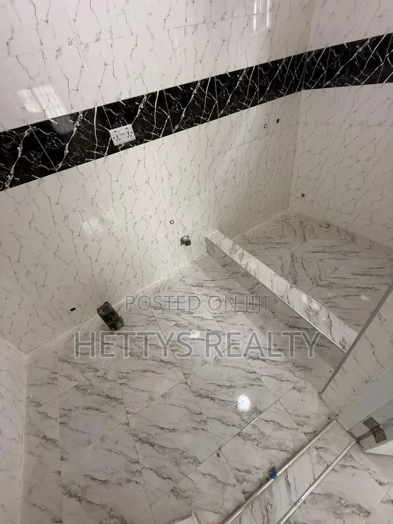 3bdrm House in Kasoa for sale